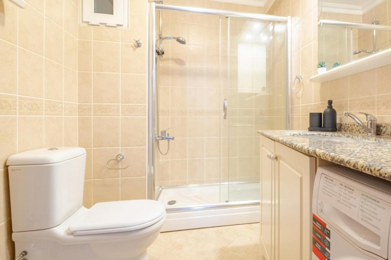 Splendid Flat With Central Location In Sisli Istanbul Bagian luar foto